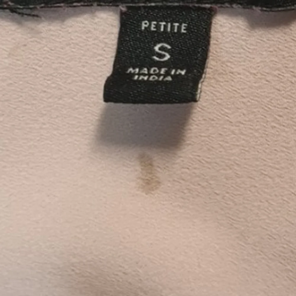 Banana Republic Pastel Pink Sleeveless Blouse - Picture 6 of 6